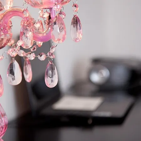 Le Cavallini Sgarbi Di Rina Cavallini フェラーラ