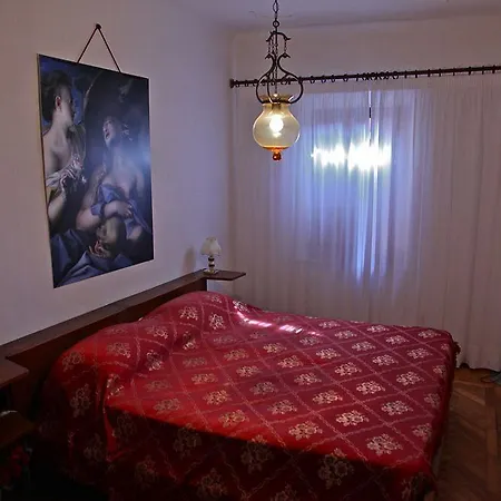 ベッド・アンド・ブレックファスト Le Cavallini Sgarbi Di Rina Cavallini フェラーラ