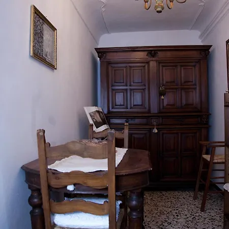 Le Cavallini Sgarbi Di Rina Cavallini Oda ve Kahvaltı