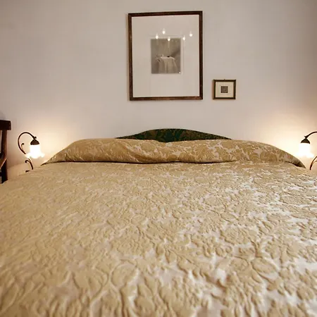Oda ve Kahvaltı Le Cavallini Sgarbi Di Rina Cavallini 4*