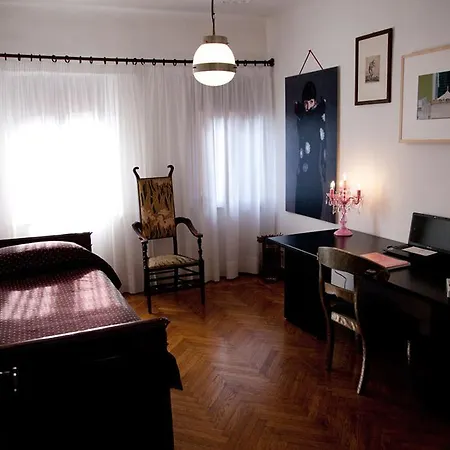 Couette-café Le Cavallini Sgarbi Di Rina Cavallini Ferrare