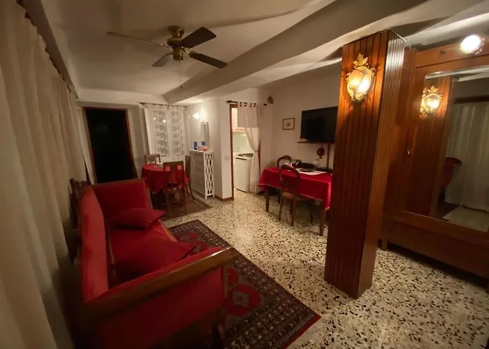 Le Cavallini Sgarbi Di Rina Cavallini B&B 4*